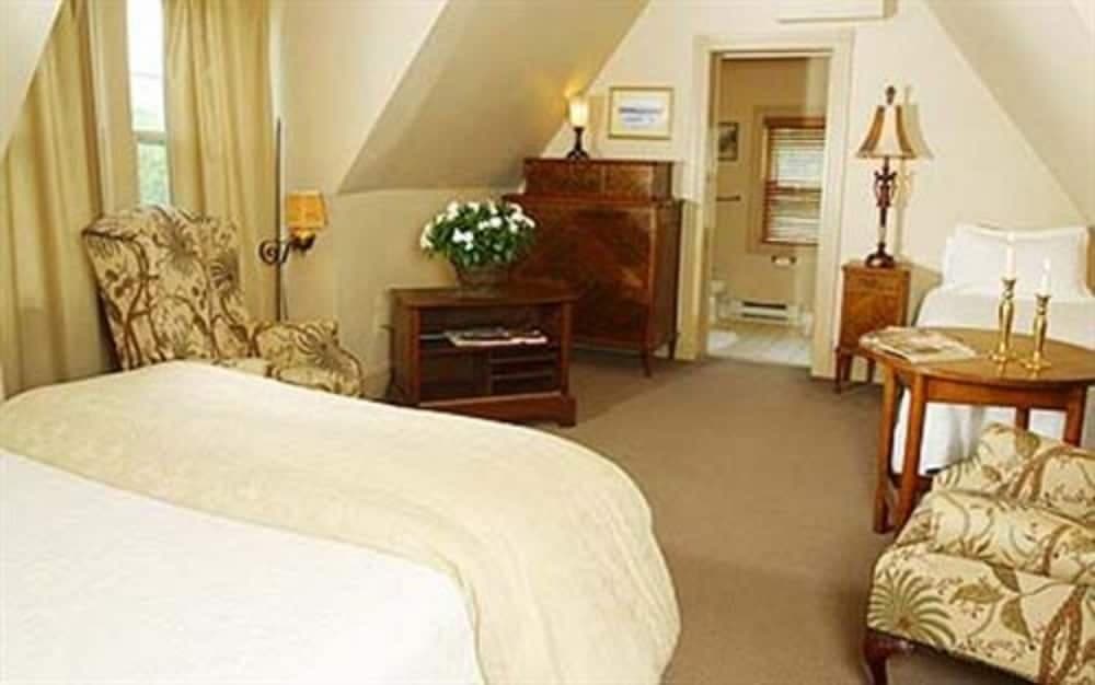 The Sayre Mansion Inn