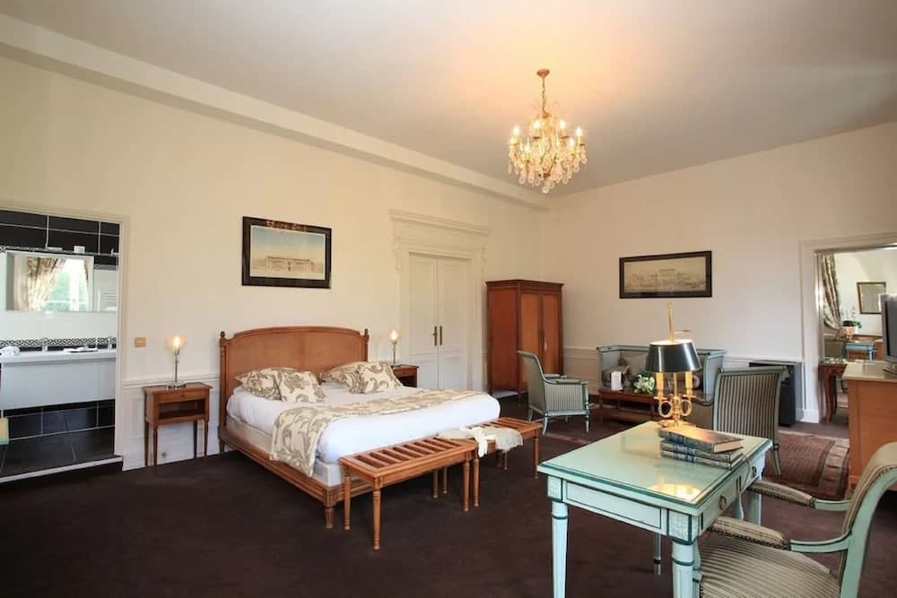 Chateau de La Motte Fénelon