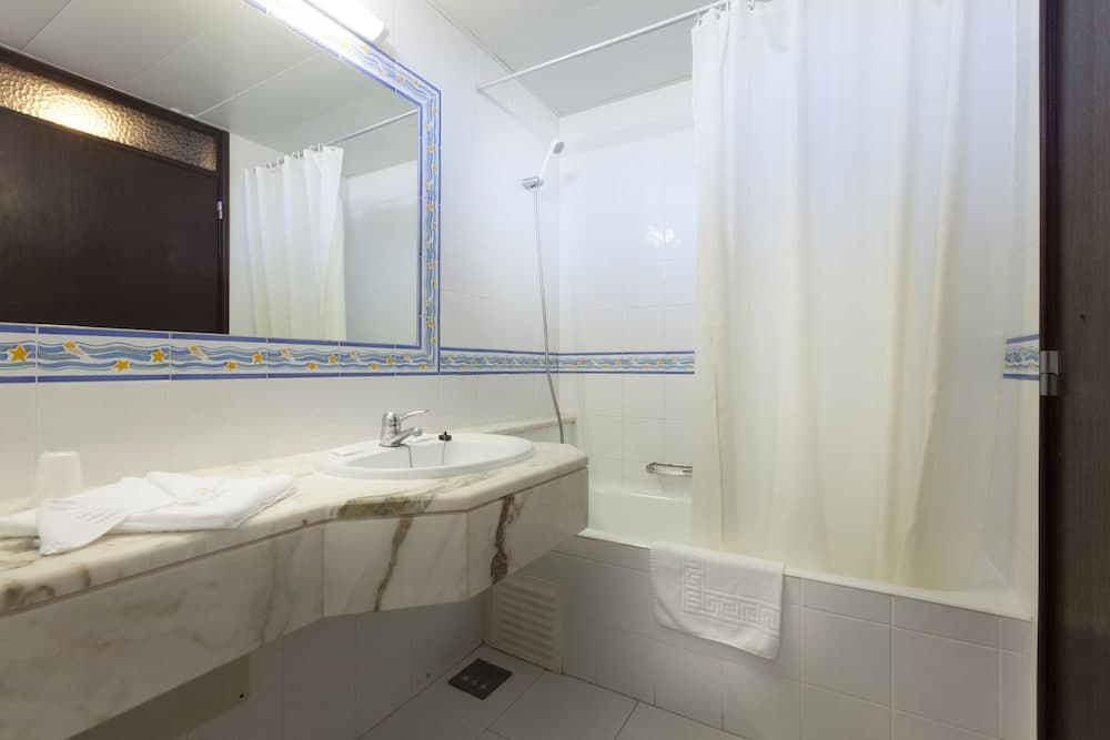 Auramar Beach Resort