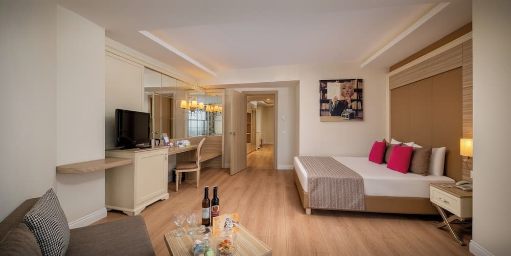 Delphin Deluxe Resort Hotel - All Inclusive