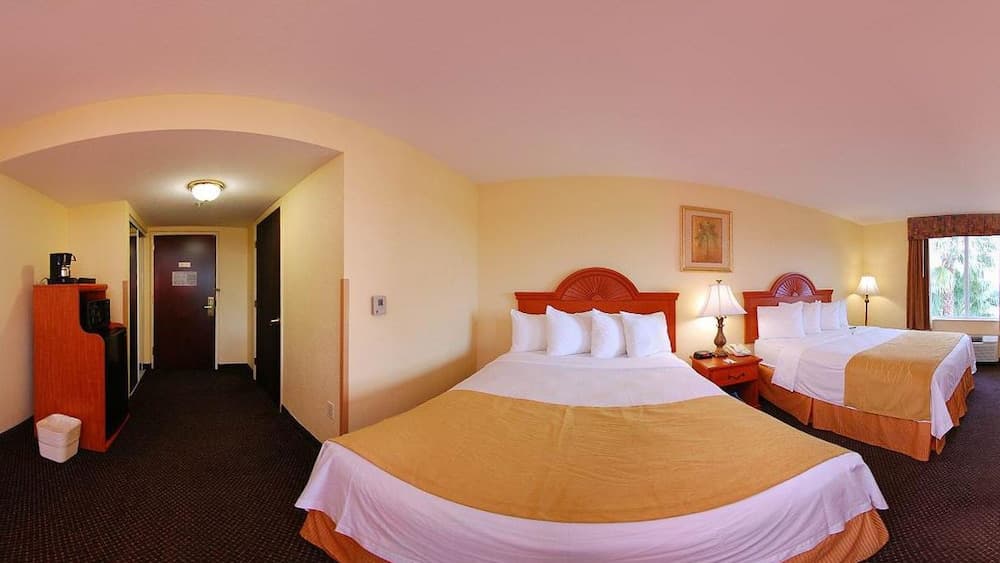 Comfort Inn & Suites Jupiter I-95