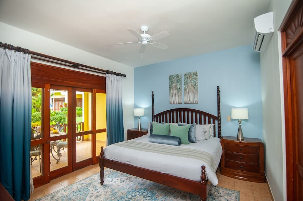 Club Del Sol by Dream Makers