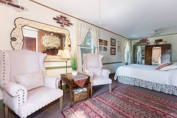 Saratoga Farmstead B&B