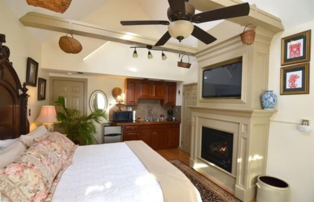 Union Gables Bed & Breakfast