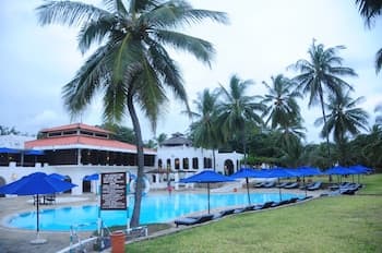 Jacaranda Indian Ocean Beach Resort