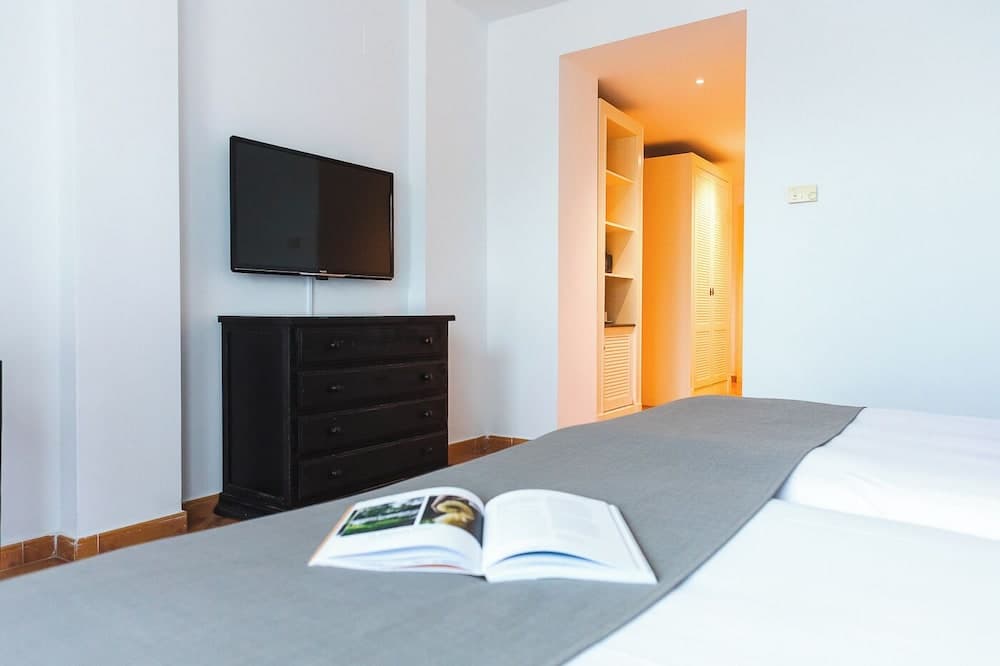 Ona Las Lomas Manga Club