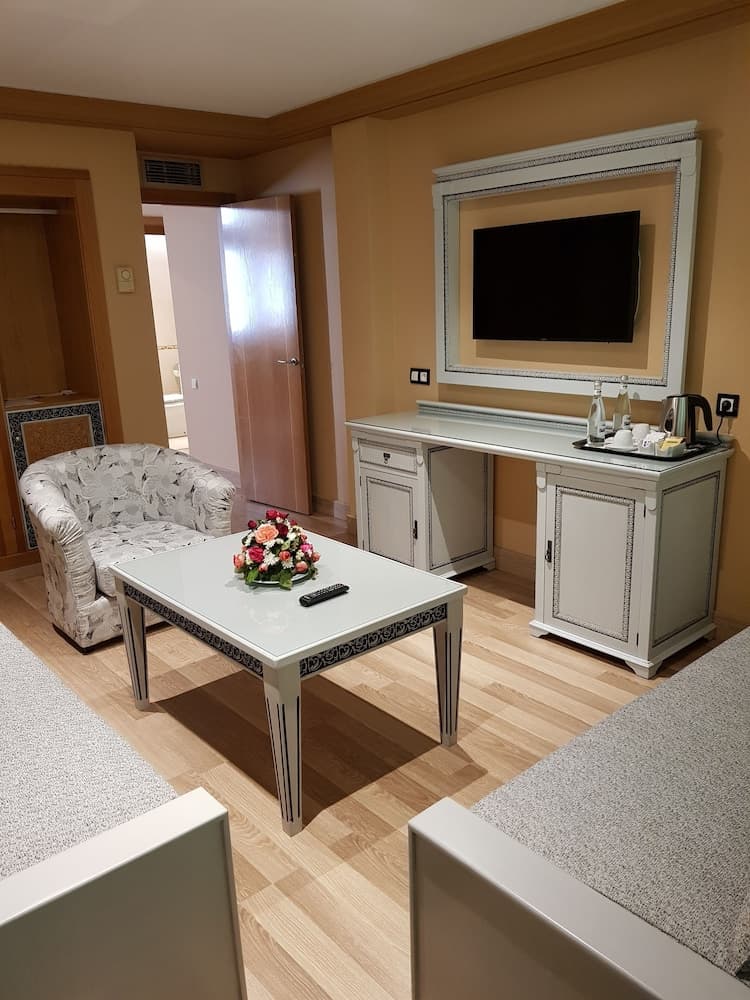 Hotel El Oumnia Puerto & Spa