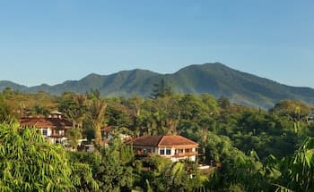 Novus Giri Resort & Spa