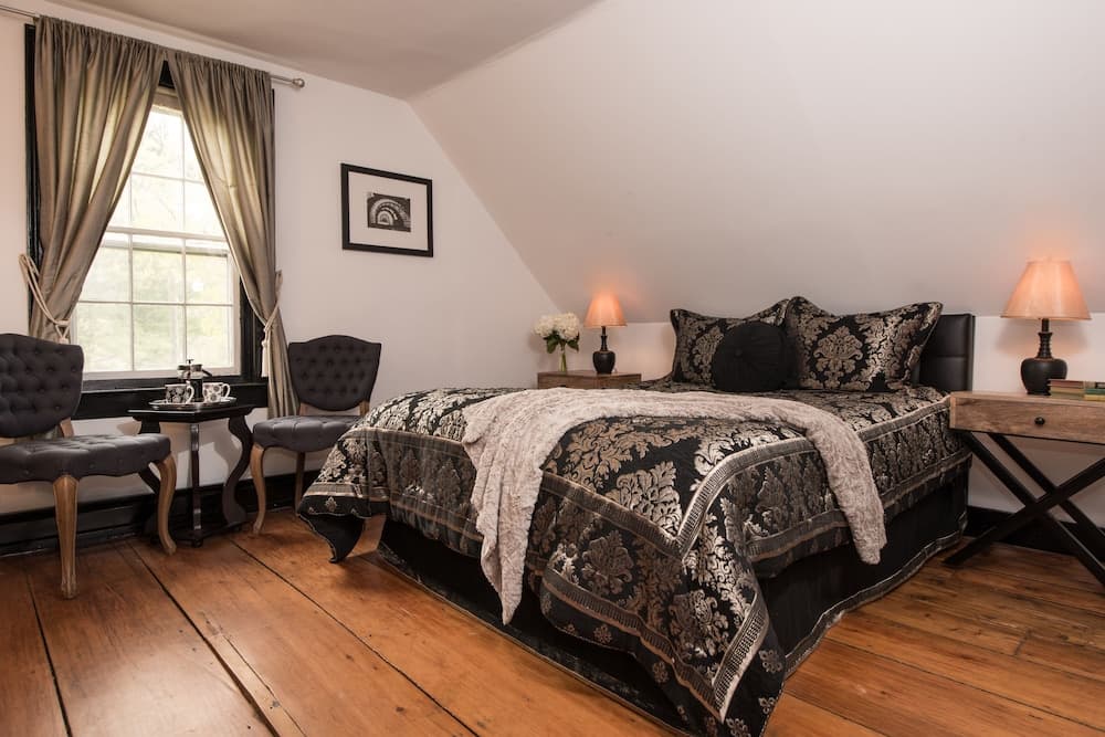 The Lincoln Inn & Restaurant At The Covered Bridge