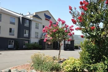 Fairfield Inn & Suites by Marriott Ukiah - Mendocino County