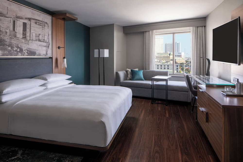 New Orleans Marriott Warehouse Arts District