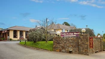 The Cedar Lodge Hotel and Restaurant