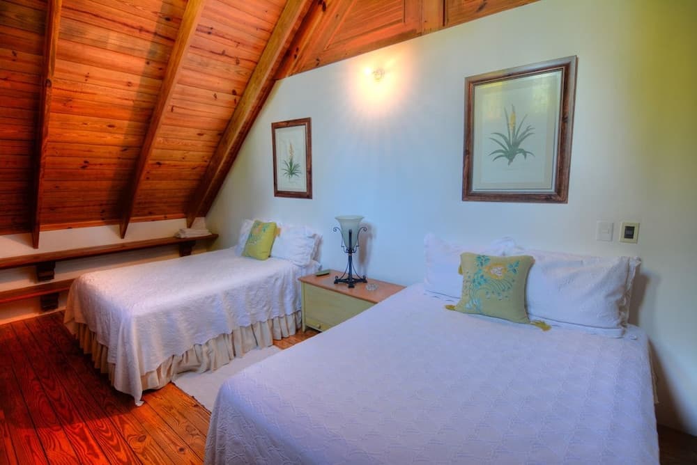 Sea Horse Ranch Luxury Resort