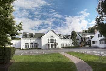 Chocksett Inn and Restaurant