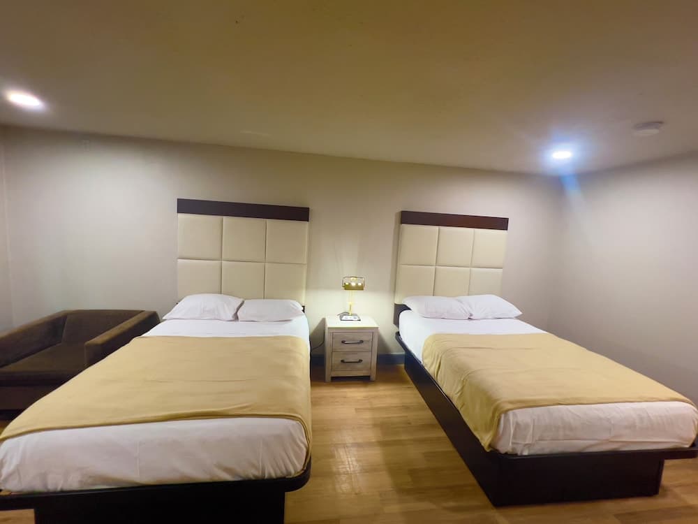 Economy Inn and Suites