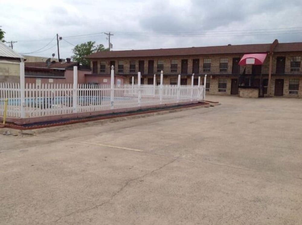 Days Inn by Wyndham Dumas Arkansas