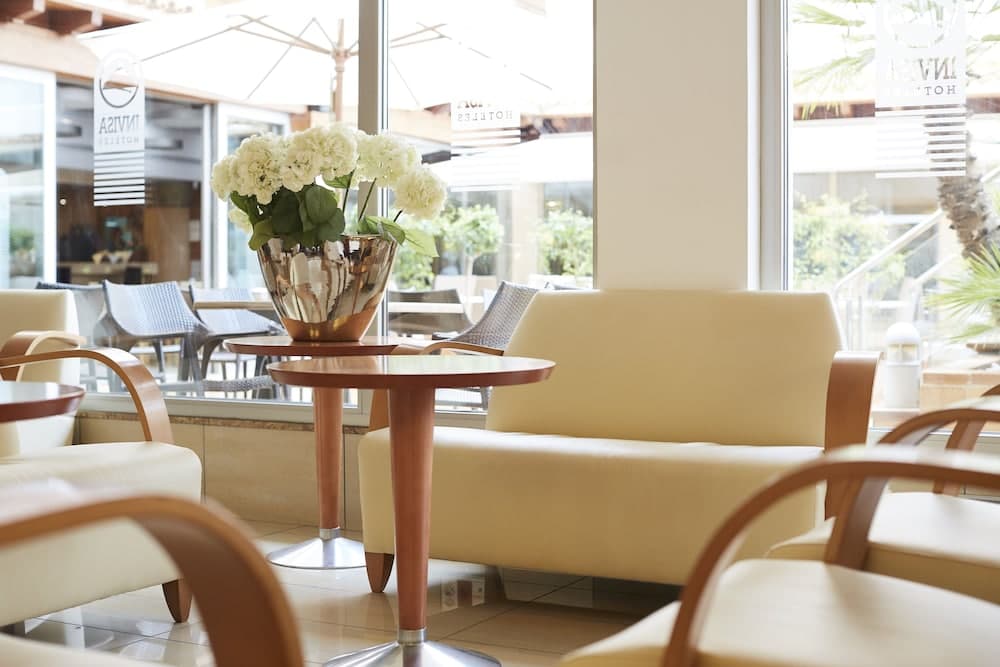 Invisa Hotel La Cala