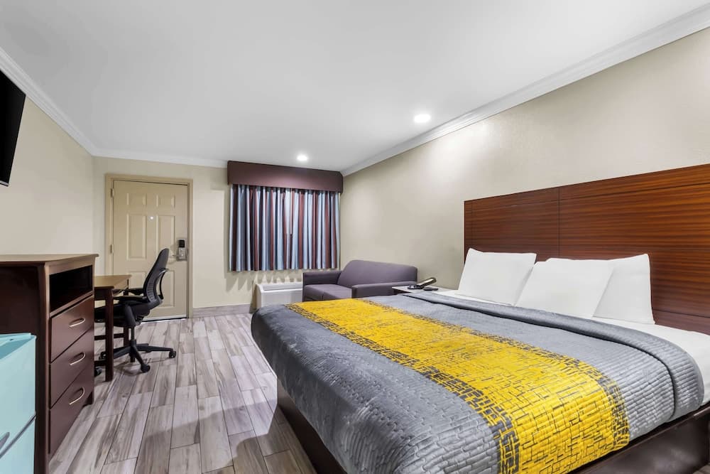 Americas Best Value Inn Houston Heights at I-45