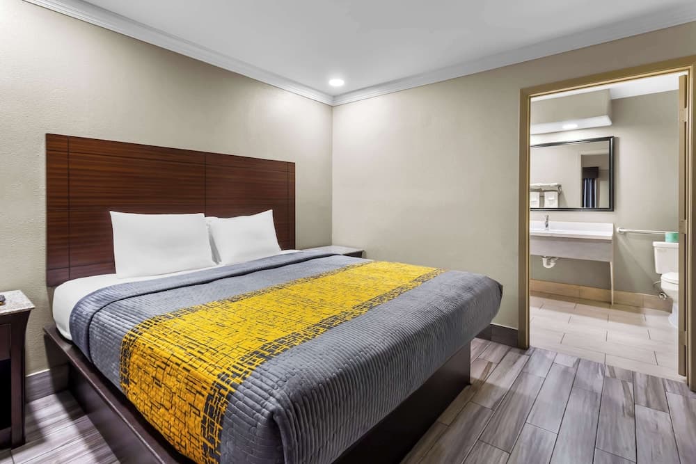 Americas Best Value Inn Houston Heights at I-45