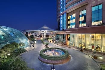 Hilton Beirut Habtoor Grand