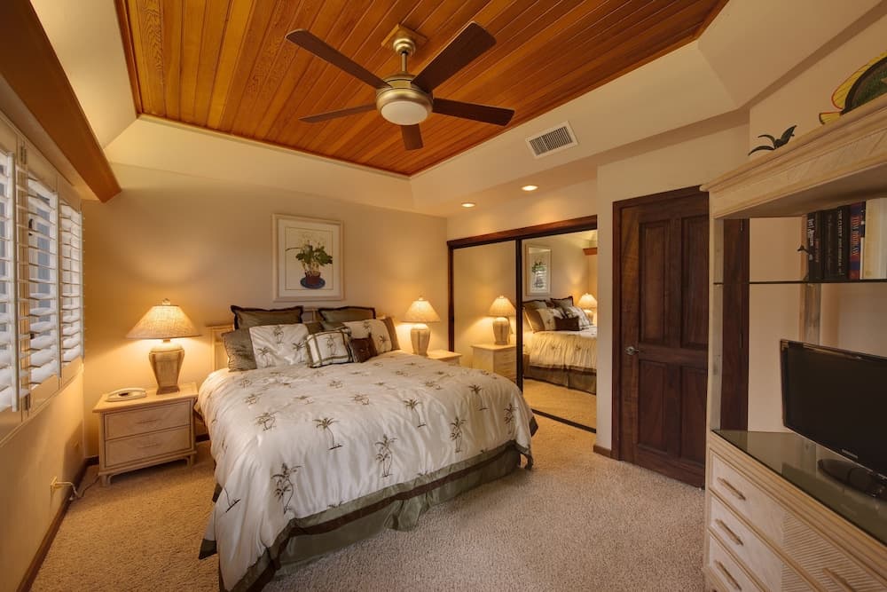 Puunoa - CoralTree Residence Collection