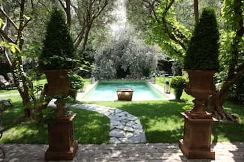 Hôtel Jardins Secrets