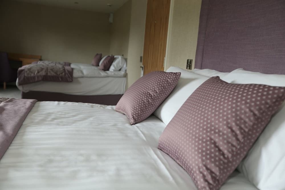 Chimney Corner Hotel