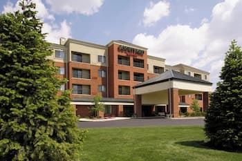 Courtyard by Marriott Akron Stow