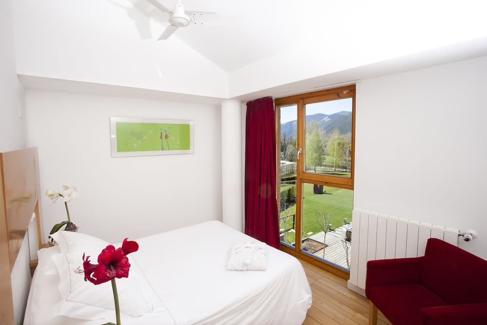 Tierra De Biescas Hotel