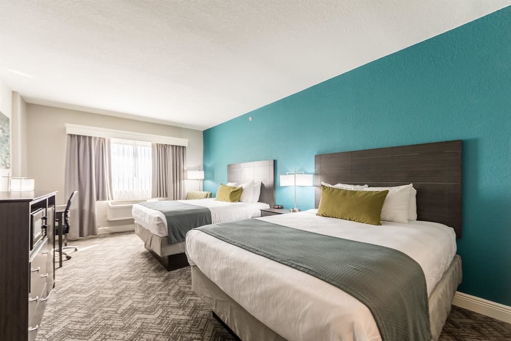 Best Western Plus Sebastian Hotel & Suites