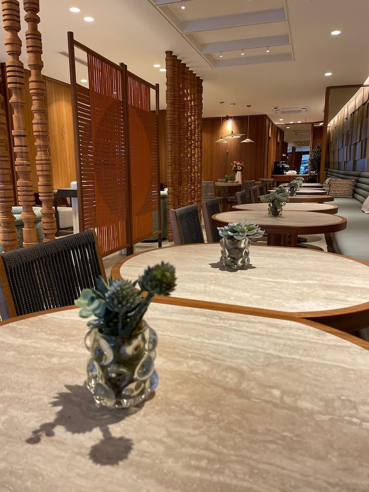 Housez Suites and Apartments - Special Class