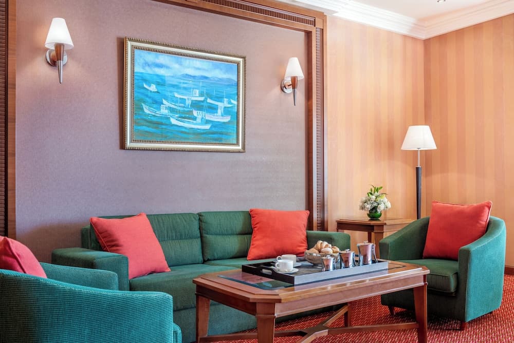 Al Raha Beach Resort & Spa