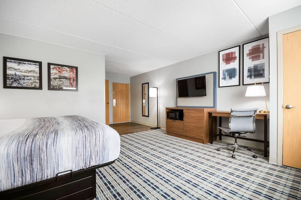 AmericInn by Wyndham Wausau