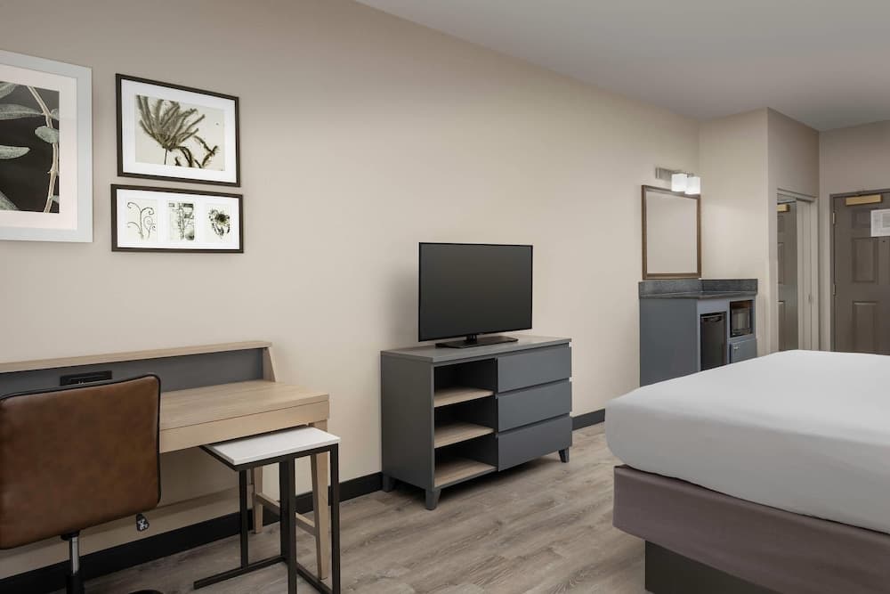 Country Inn & Suites by Radisson, Gainesville, FL