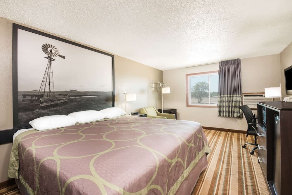 Super 8 by Wyndham Miller