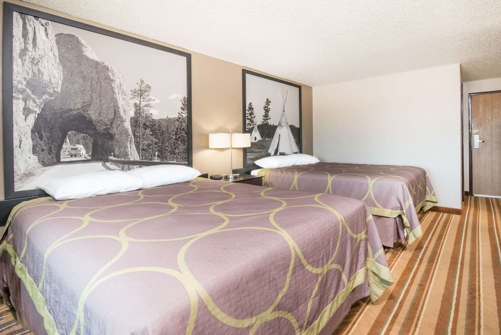 Super 8 by Wyndham Miller