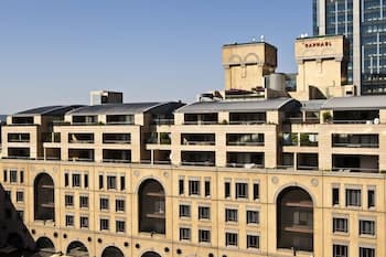 Raphael Penthouse Suites