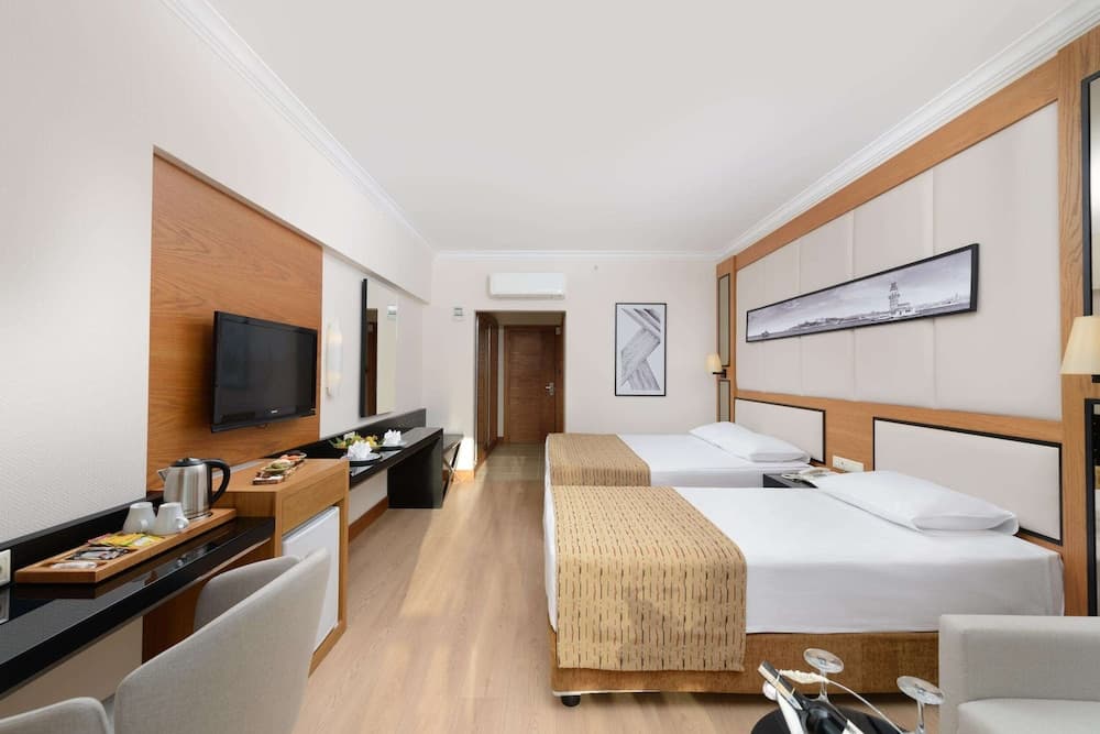 Aydinbey Famous Resort - Ultra All Inclusive