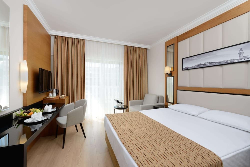 Aydinbey Famous Resort - Ultra All Inclusive