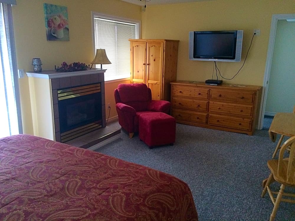 Acker Vacation Homes & Suites