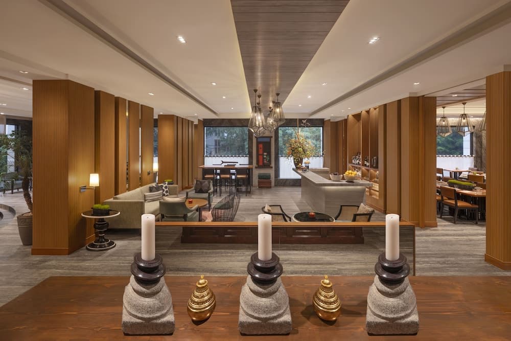 The Raintree, St. Mary's Road