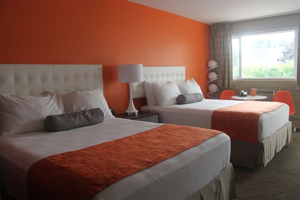 Howard Johnson by Wyndham Kingston