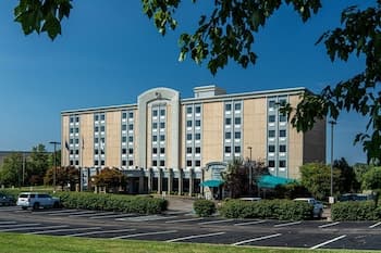 DoubleTree by Hilton Pittsburgh Airport