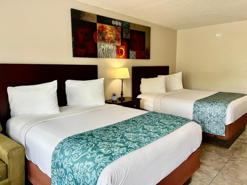 Shining Light Inn & Suites