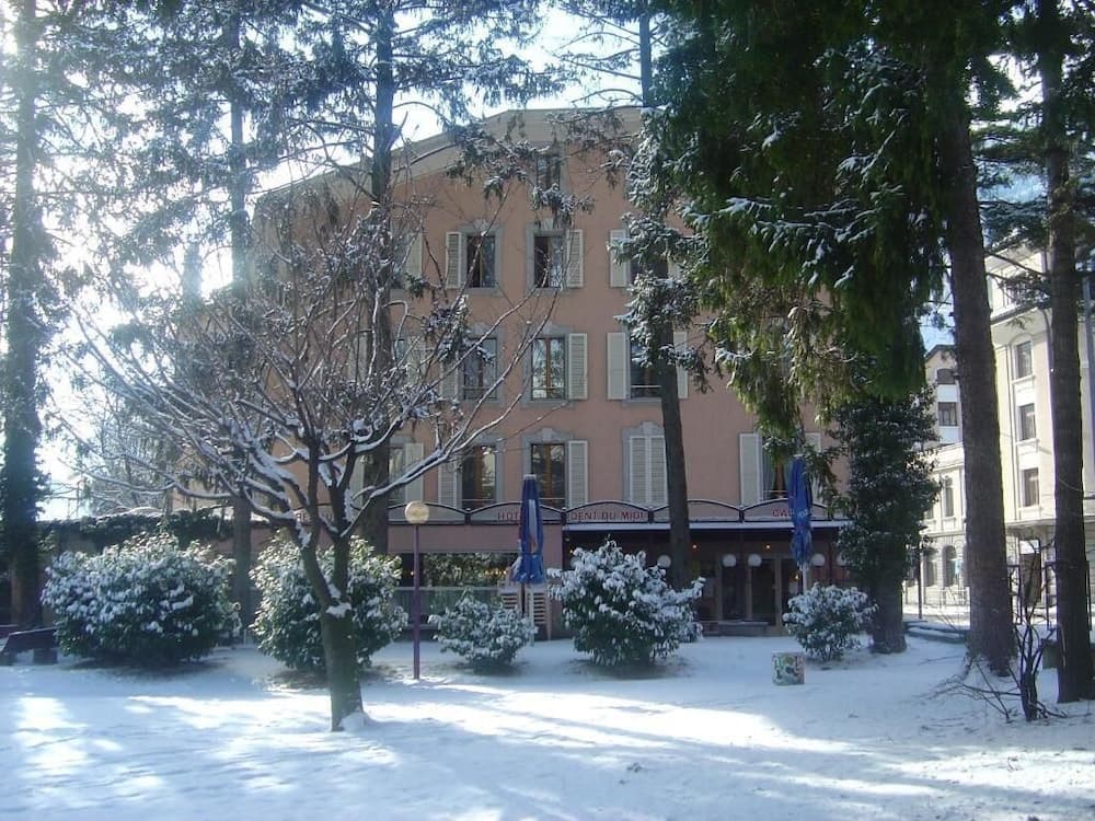 hotel image