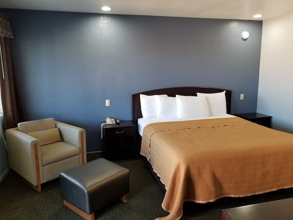 Travelodge by Wyndham Barstow