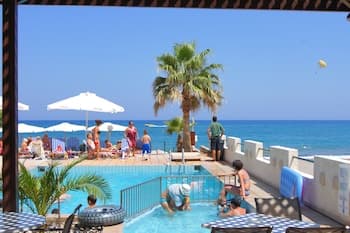 Seafront Beach Hotel Apartments