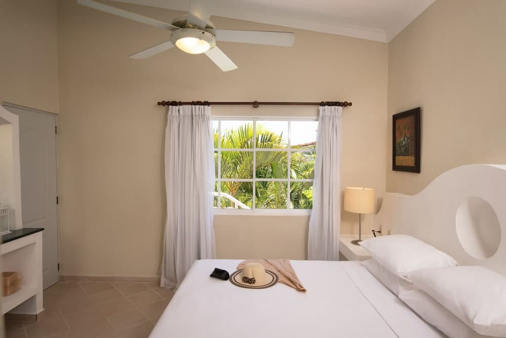 Lifestyle Crown Residence Suites - All Inclusive