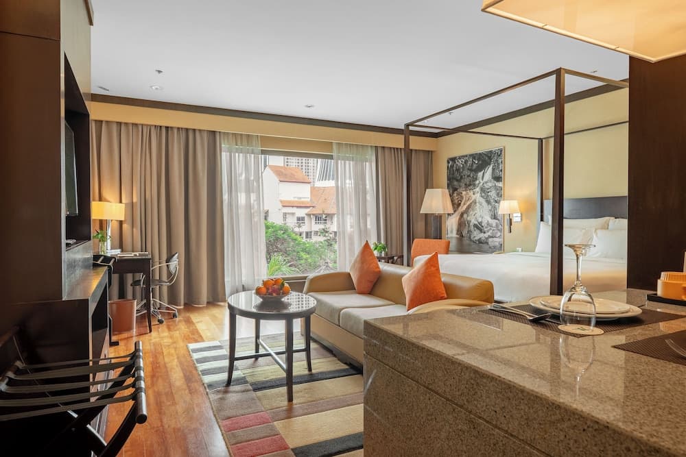 MiCasa All Suite Hotel