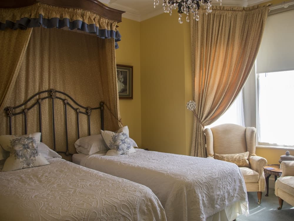 Albert & Victoria Guest House